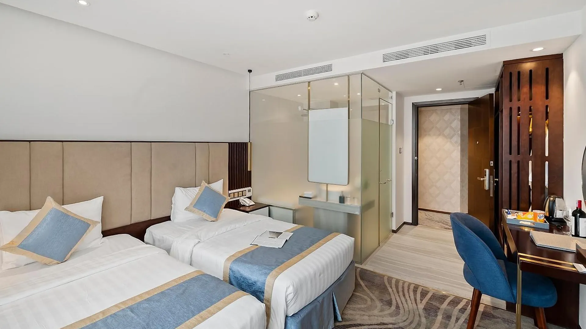 ****  22Land Hotel Saigon Ho Chi Minh City Vietnam
