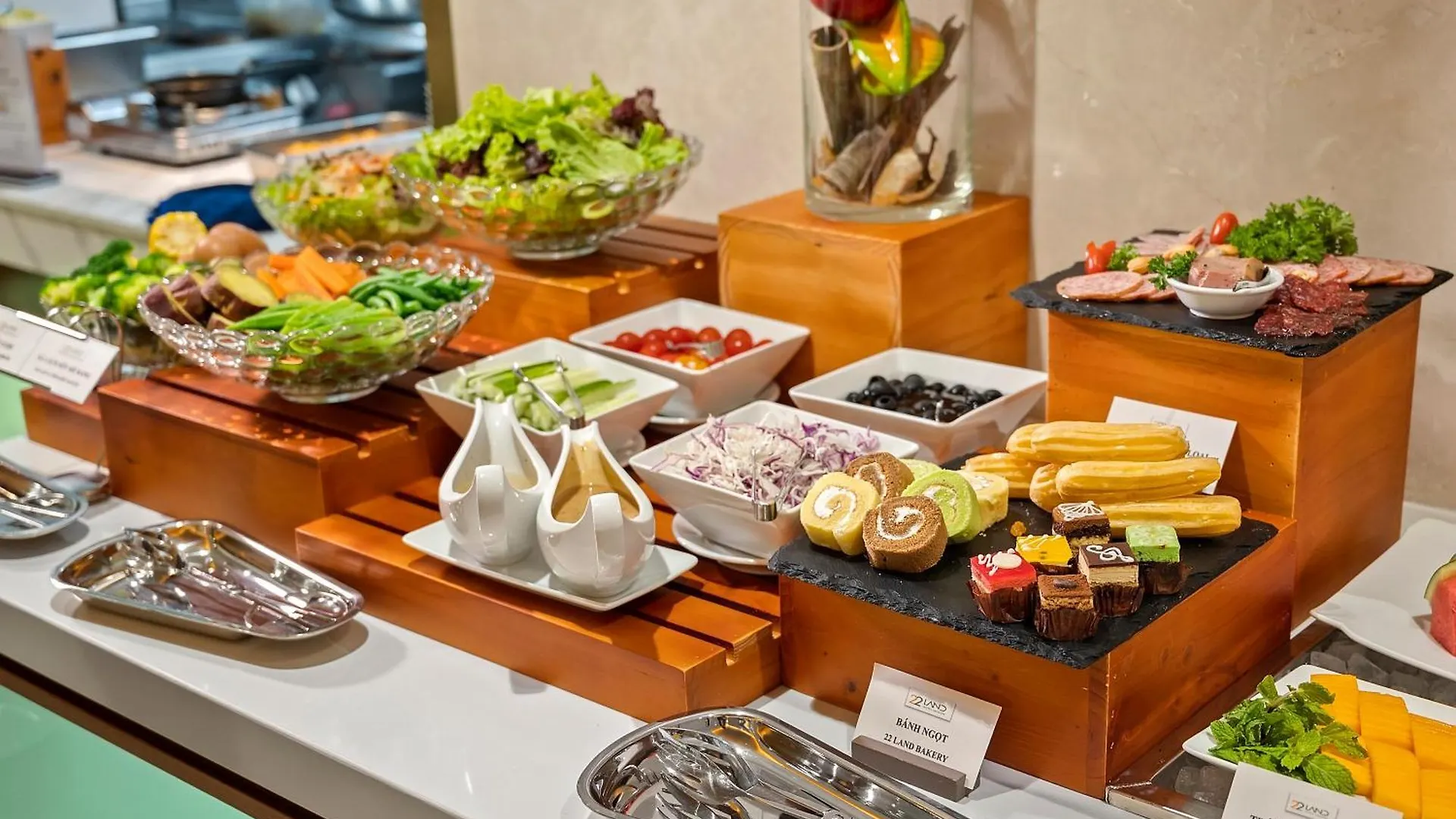 ****  22Land Hotel Saigon Ho Chi Minh City Vietnam