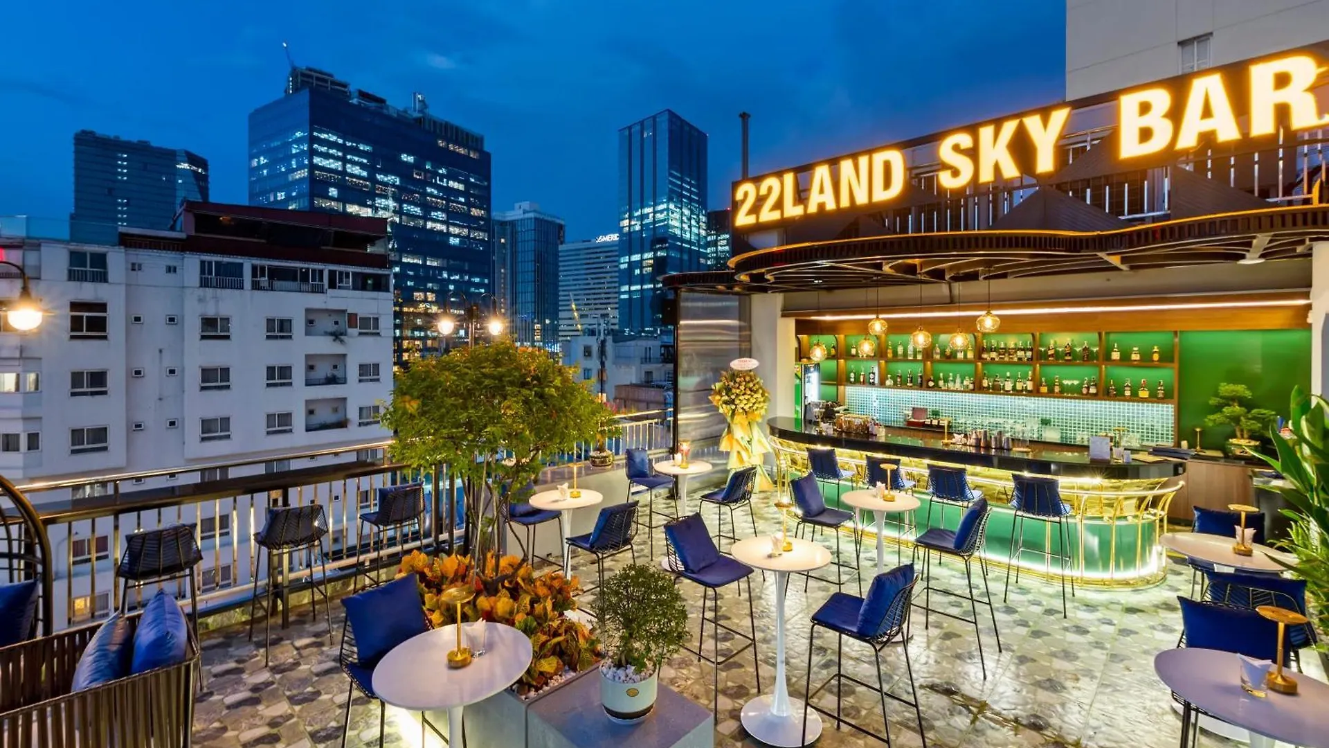 22Land Hotel Saigon contacts